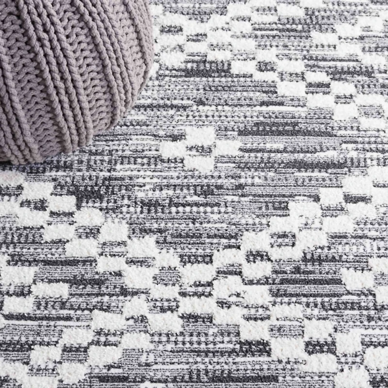 Charcoal & White Bohemian Diamond Runner, 2x8