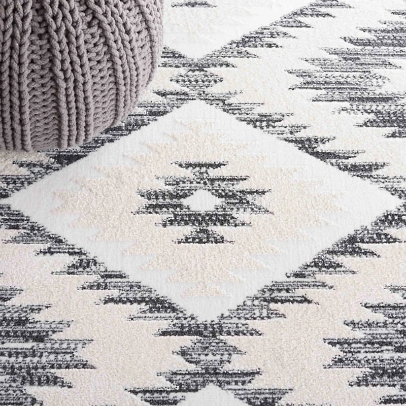 Charcoal & Ivory Sanneke Diamond Area Rug