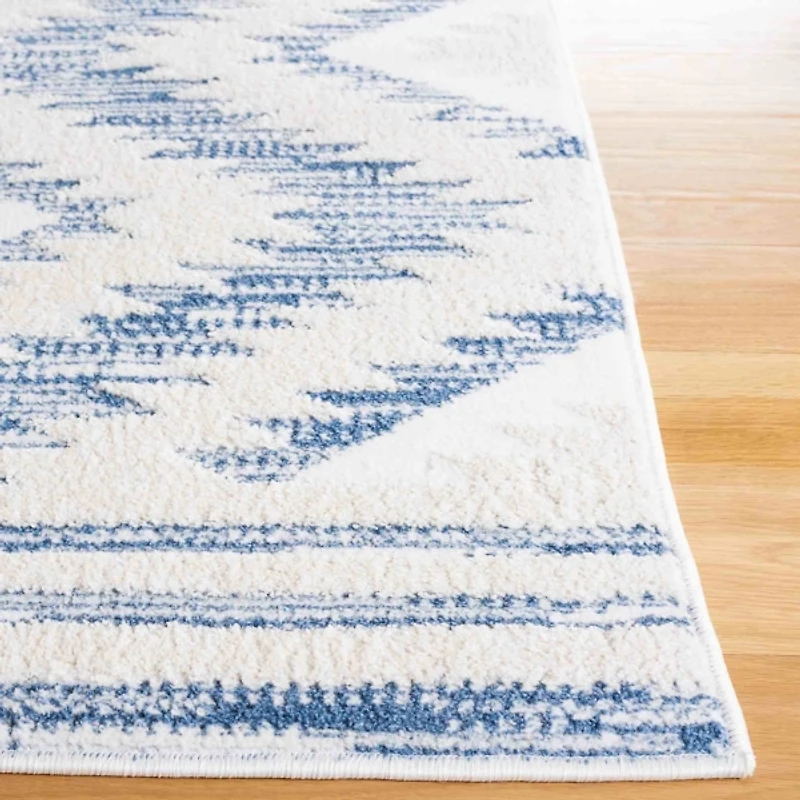 Blue & Ivory Sanneke Diamond Runner, 2x8