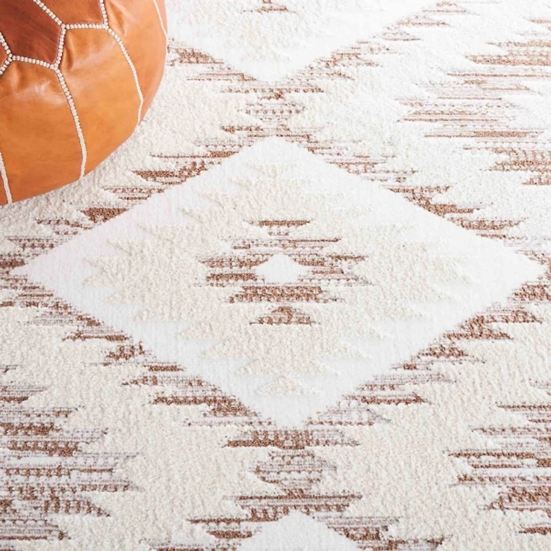 Taupe & Ivory Sanneke Diamond Runner, 2x8