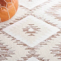 Taupe & Ivory Sanneke Diamond Runner, 2x8