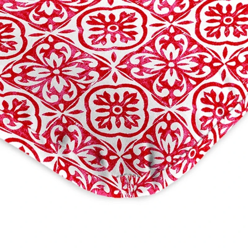 Red Medallion Outdoor Chair Cushion, 22x45