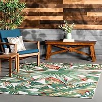 Lindsey Floral Indoor/Outdoor Area Rug