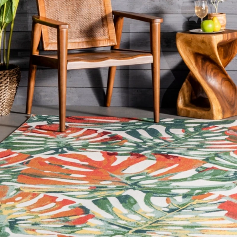 Sunkissed Leaves Indoor/Outdoor Area Rug