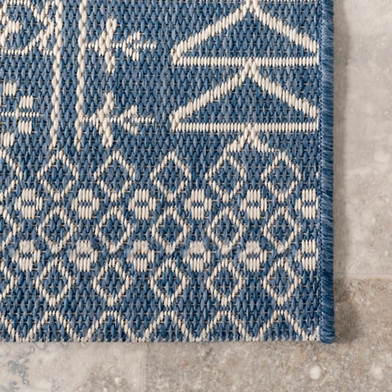 Blue Kandace Diamond Indoor/Outdoor Area Rug