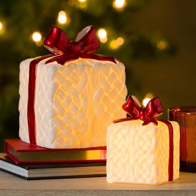 LED Knit Ceramic Presents with Bows, Set of 2