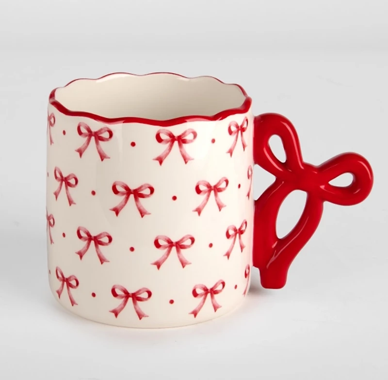 Red Bow Scalloped Mug