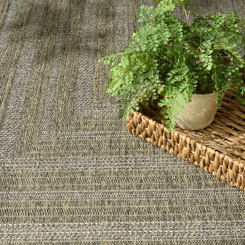 Olive Bordered Tulum Outdoor Rug, 5x7