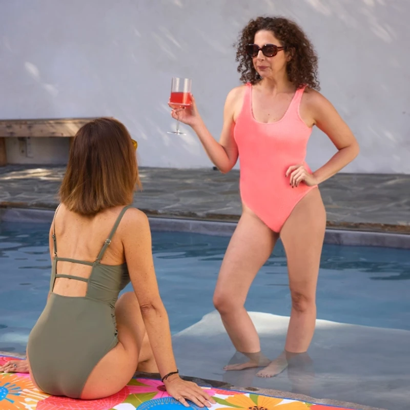 Jolies Fleurs Reversible Microfiber Beach Towel