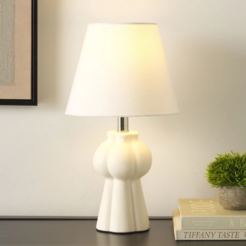Cream Ceramic Melissa Table Lamp