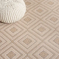Natural Diamond Pattern Area Rug