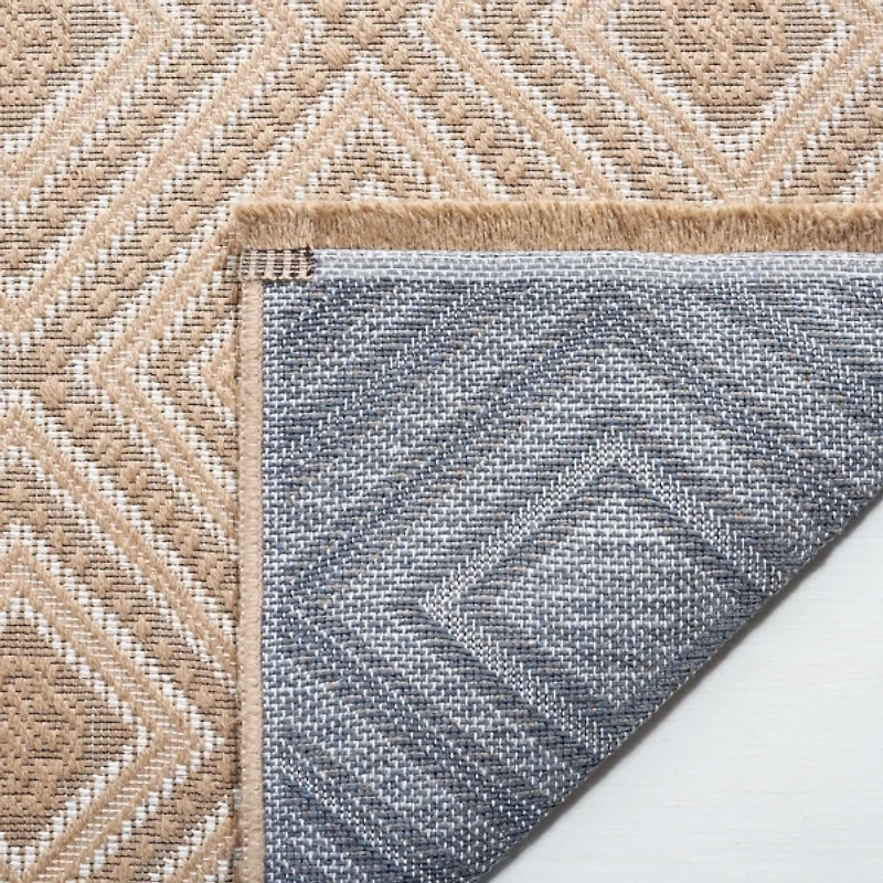 Natural Diamond Pattern Area Rug