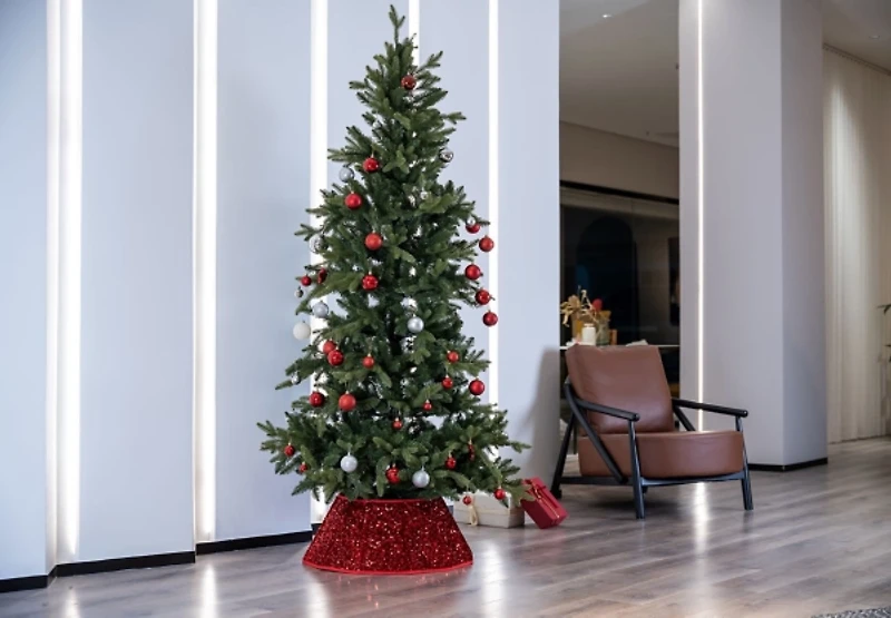 Red Sequins Hexagonal Christmas Tree Collar