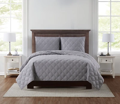 Truly Soft Gray 3D Puff 3-pc King Quilt Set