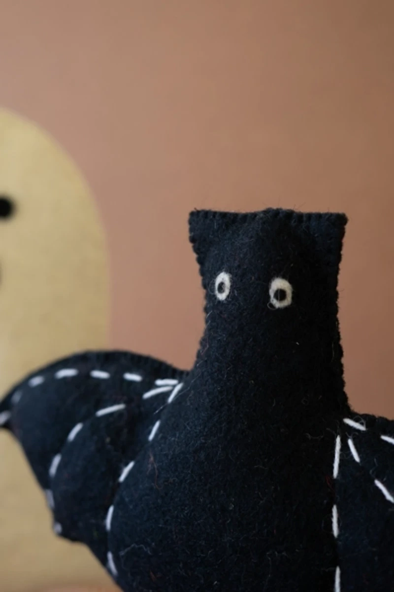 Felt Halloween Bat on Base