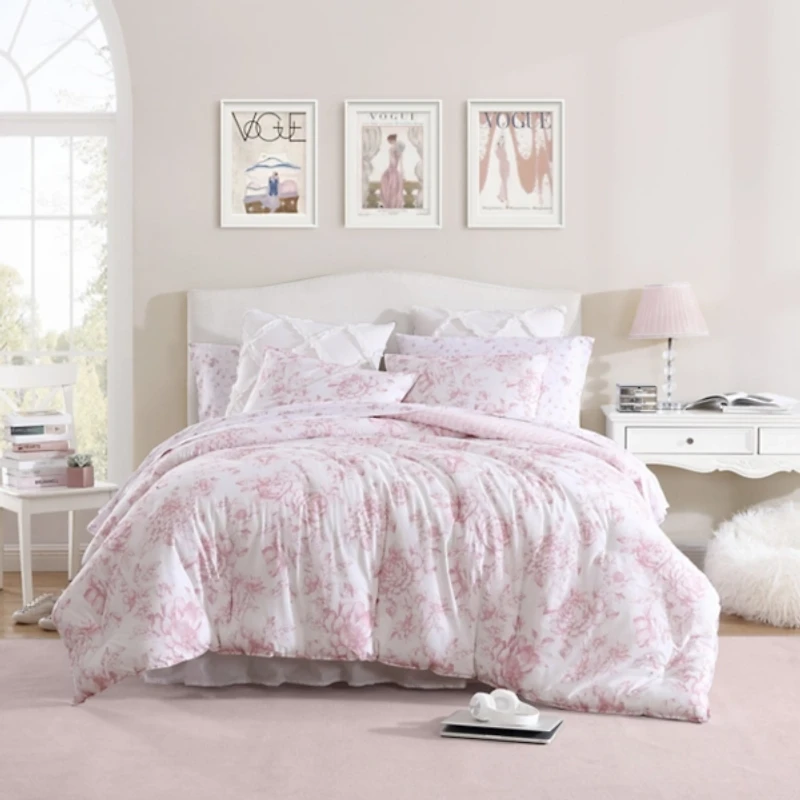 Laura Ashley Delphine 3-pc. Queen Comforter Set