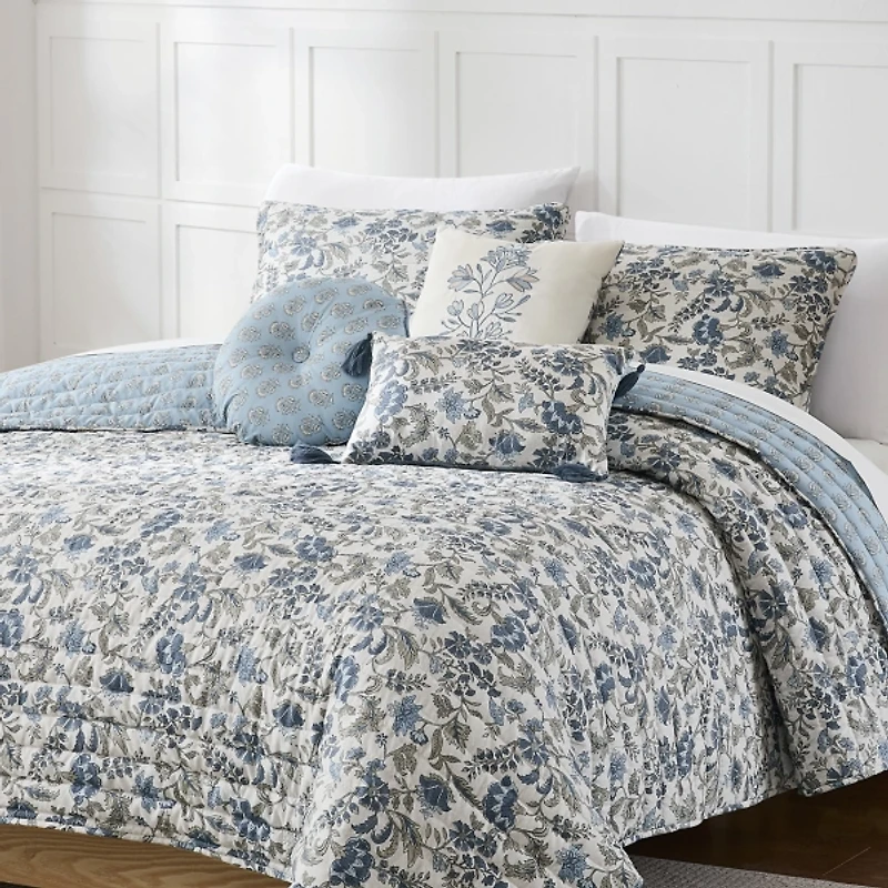 Lillian Floral Reversible 6-pc. Queen Quilt Set