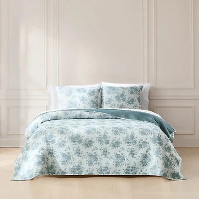 Blue Rose Garden 3-pc. Full/Queen Coverlet Set