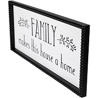 Family Makes This House a Home Wall Plaque