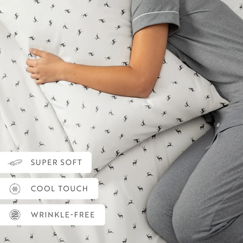 Reindeer 4-pc. Full Sheet Set