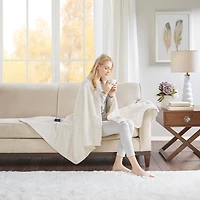 Beautyrest White Heated Plush Throw