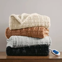 Beautyrest Marselle Gray Heated Faux Fur Throw