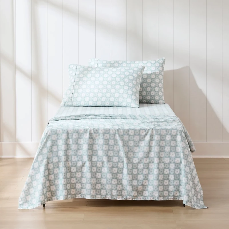 Aqua Blue Checkered Daisy 4-pc. Twin Sheet Set
