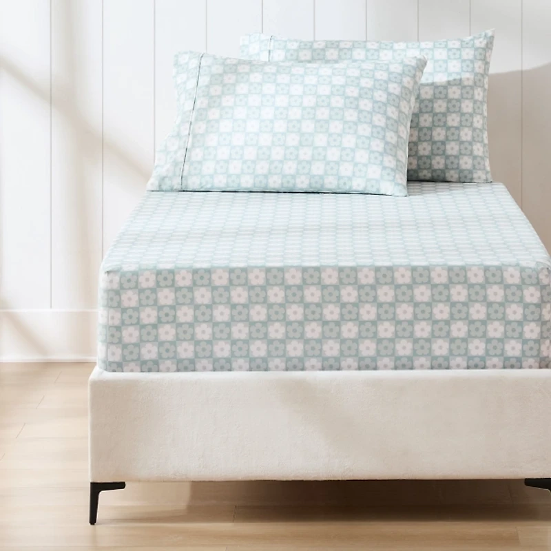 Aqua Blue Checkered Daisy 4-pc. Twin Sheet Set