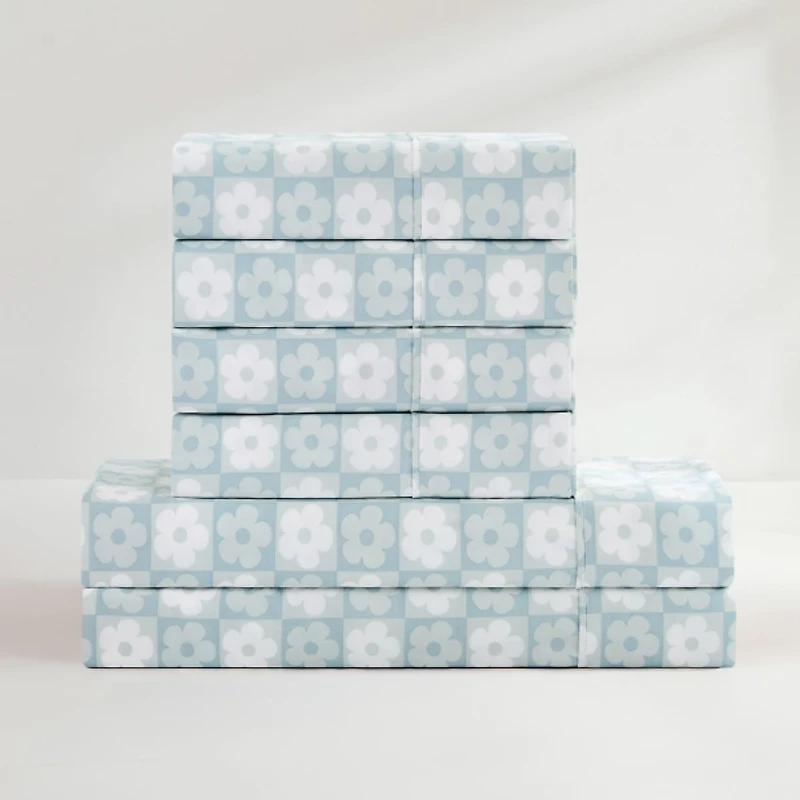 Aqua Blue Checkered Daisy 6-pc. Full Sheet Set
