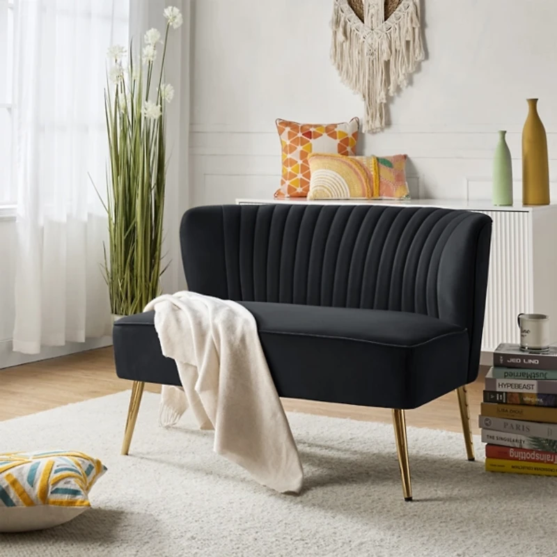Black Velvet Monica Loveseat