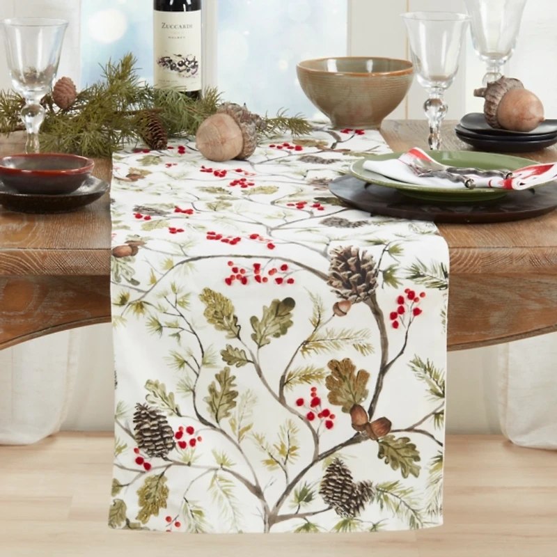 Pinecone and Red Berry Table Runner