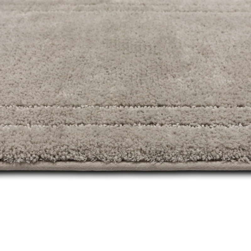 Diplomat Flint Bordered Bath Rug, 34x20