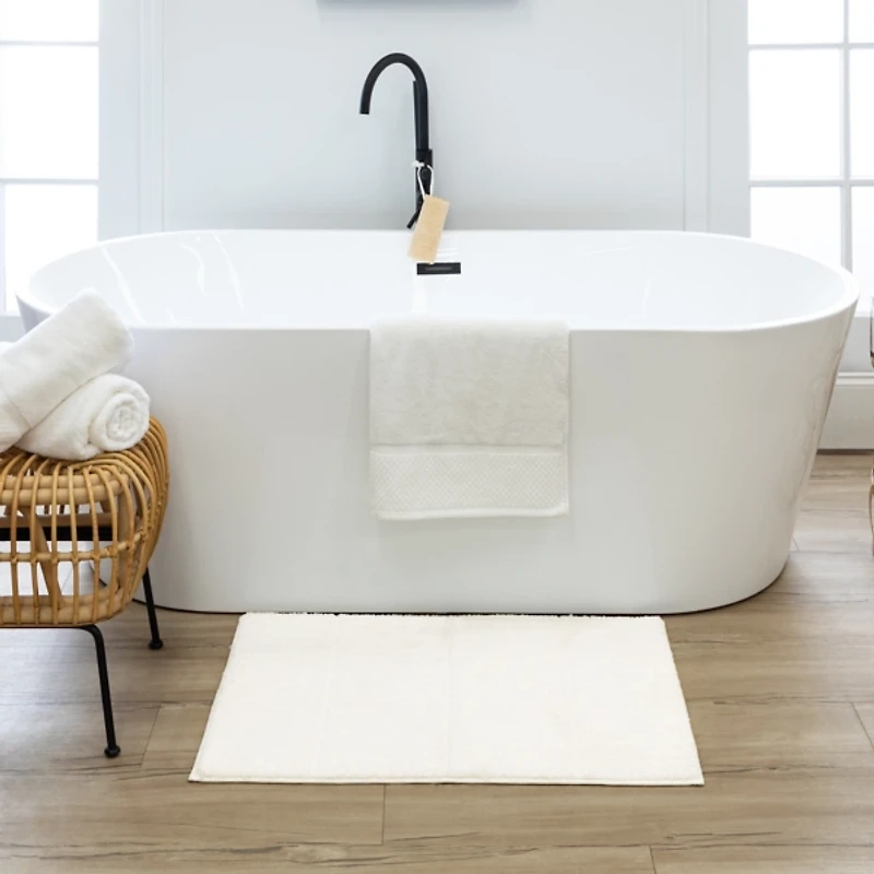 Sanctuary White Bath Rug, 34x20