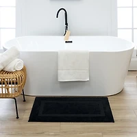 Prestige Black Bordered Bath Rug, 40x24