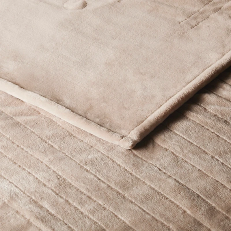 Beautyrest Tan Plush Wifi Heated Queen Blanket