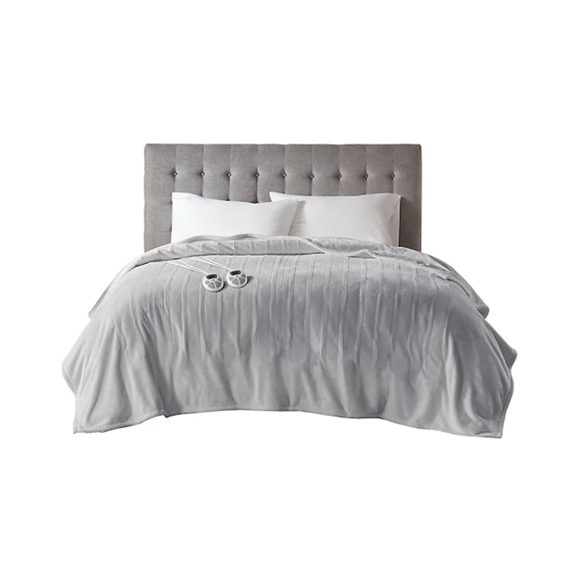 Serta Light Gray Plush Heated Queen Blanket