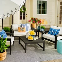 Black Wavy Outdoor Area Rug, 5x7