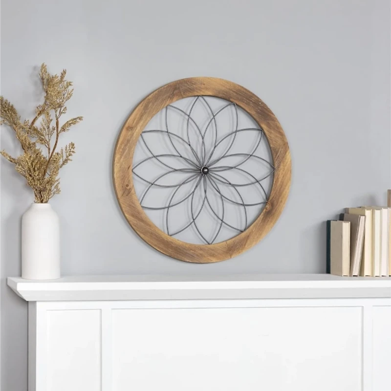 Round Metal Medallion Wall Plaque