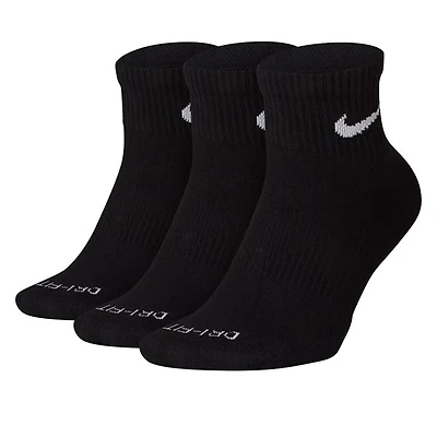 Nike Three Pack Everyday Plus Cushioned Ankle Socks in Black, Size Medium, Polyester