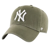 '47 Brand New York Yankees Clean Up Cap in Olive Green, Cotton