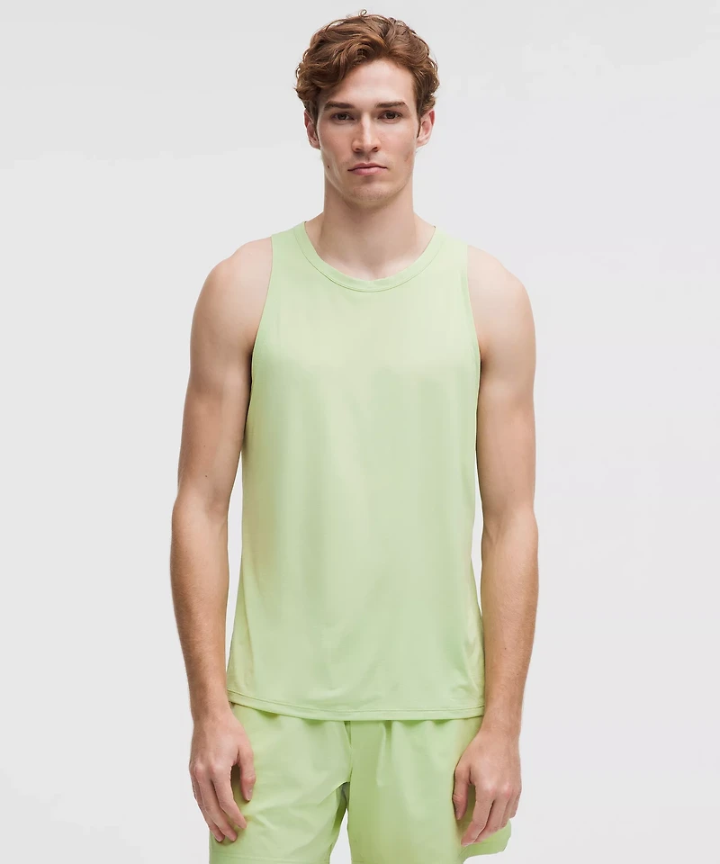Mile Maker Run Crew Lightweight Tank Top | Men's Sleeveless & Tops