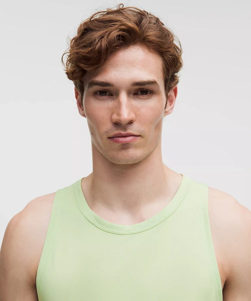 Mile Maker Run Crew Lightweight Tank Top | Men's Sleeveless & Tops