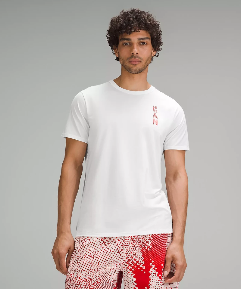 Team Canada lululemon Fundamental T-Shirt *COC Logo | Men's Short Sleeve Shirts & Tee's