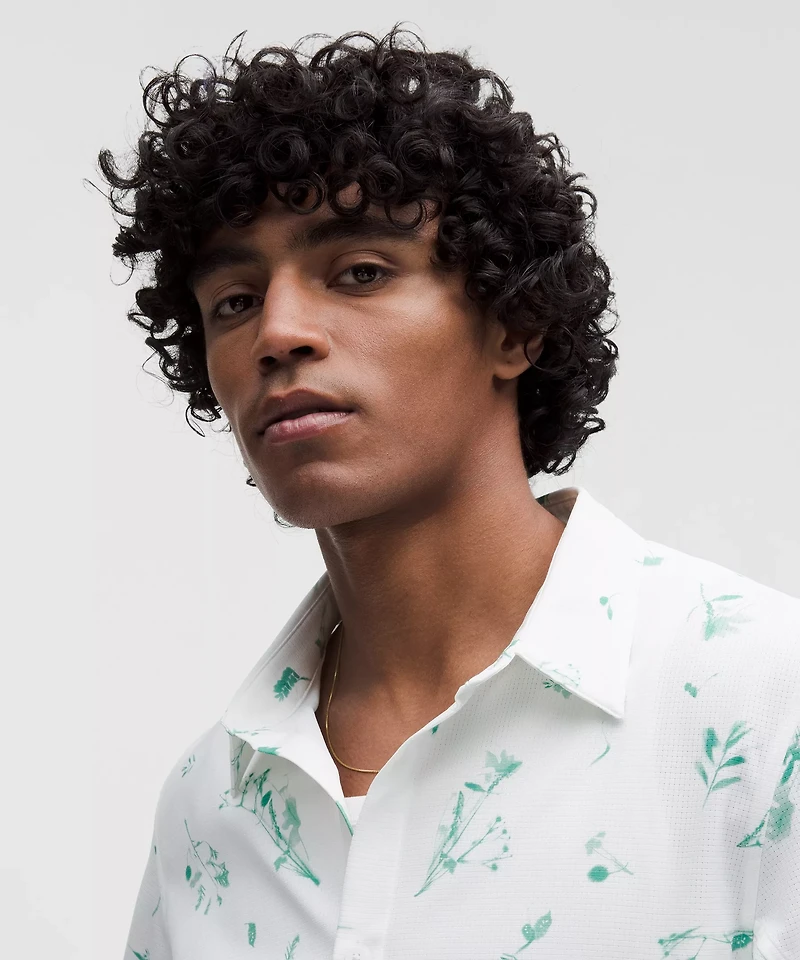 Airing Easy Short-Sleeve Shirt