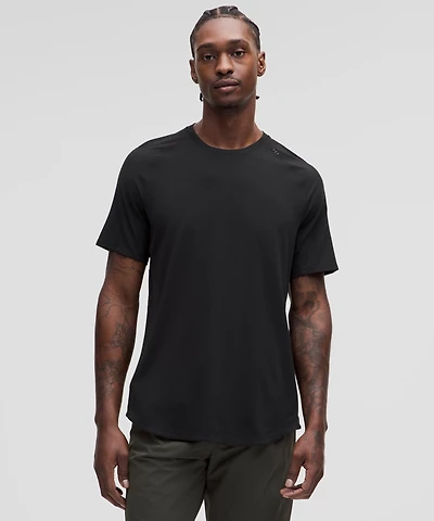 License to Train Short-Sleeve Shirt | Men's Short Sleeve Shirts & Tee's