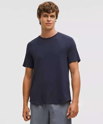 License to Train Short-Sleeve Shirt | Men's Short Sleeve Shirts & Tee's