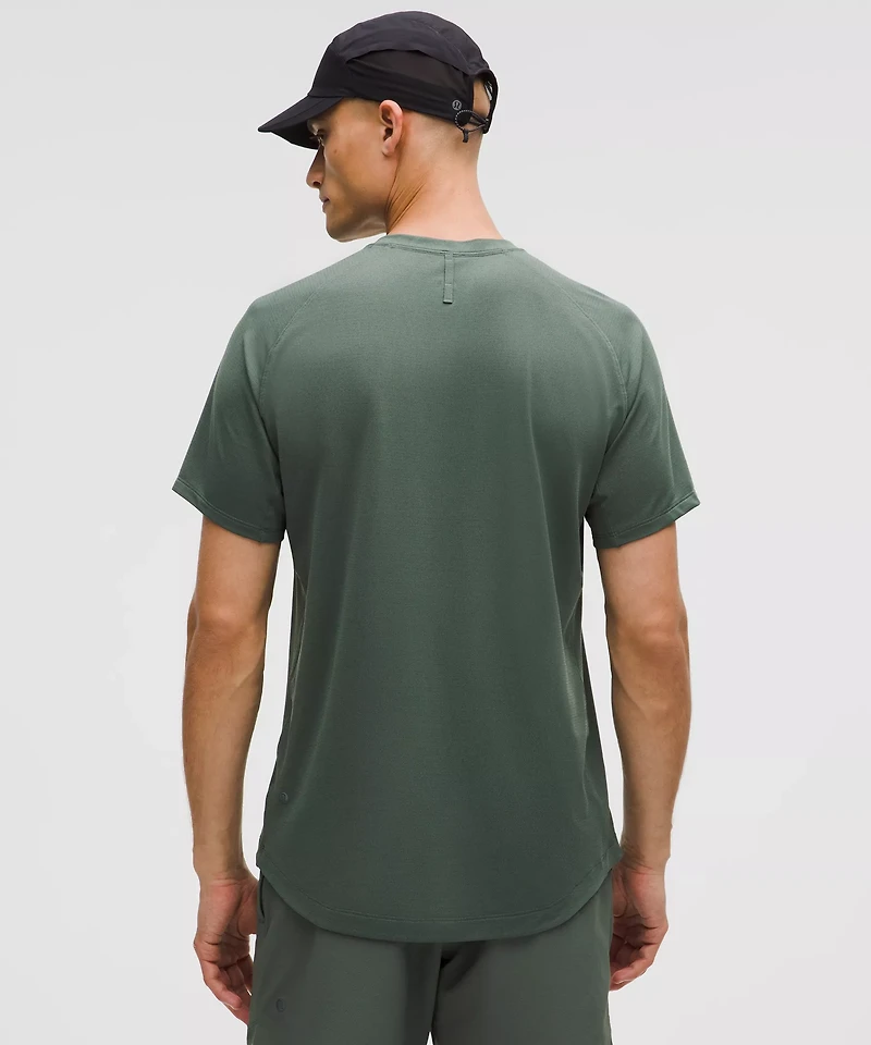 License to Train Short-Sleeve Shirt | Men's Short Sleeve Shirts & Tee's