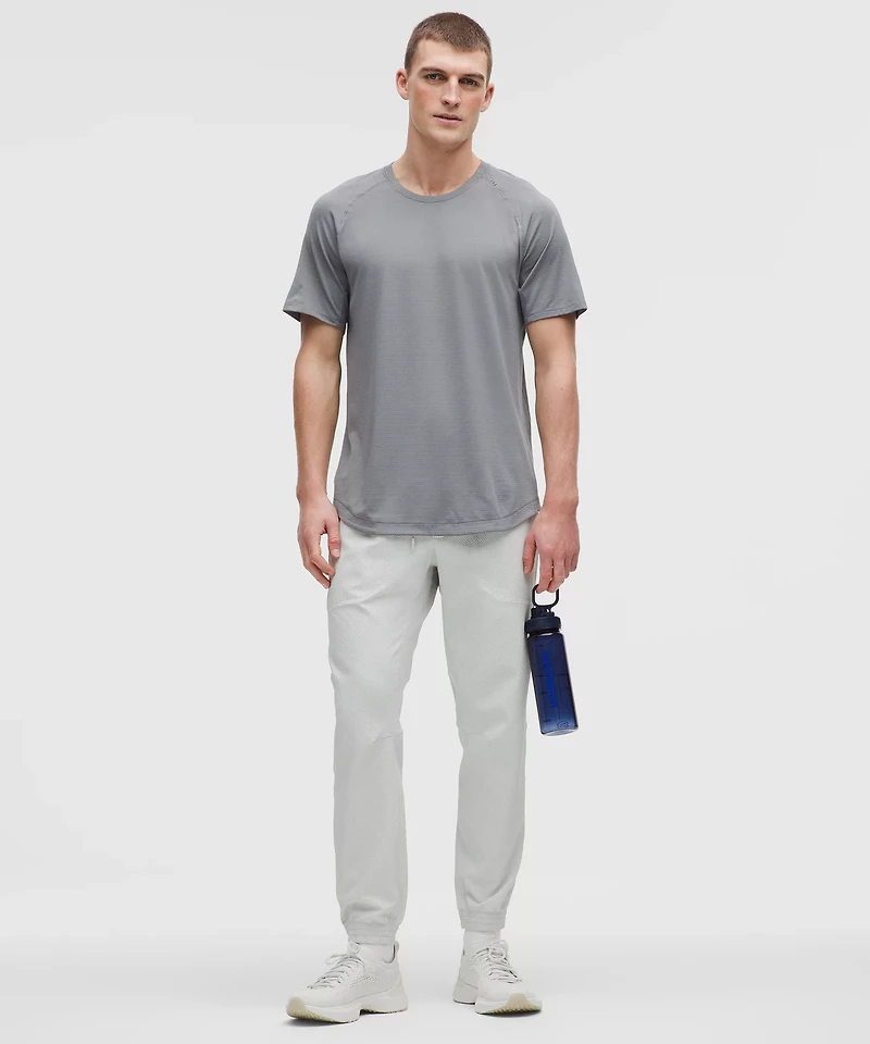 License to Train Short-Sleeve Shirt | Men's Short Sleeve Shirts & Tee's