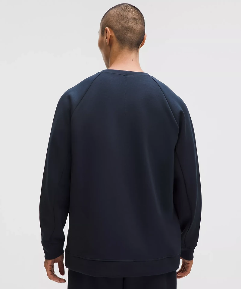 Smooth Spacer Classic-Fit Crew