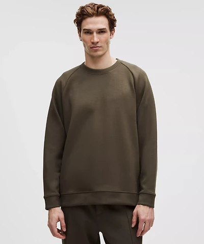 Smooth Spacer Classic-Fit Crew